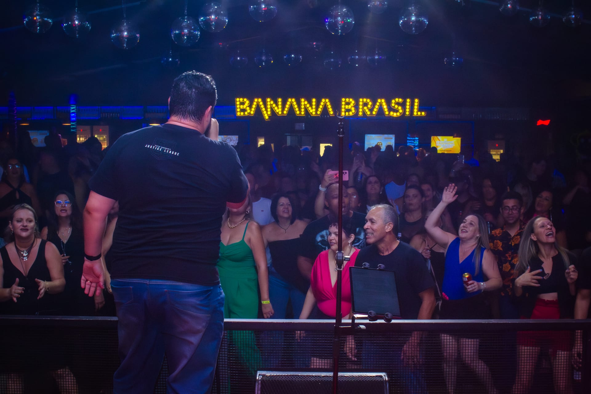 BANANA BRASIL - NOITES EM CANCÚN